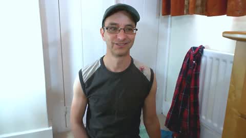 Max Davies online show from 07/02/26, 02:23