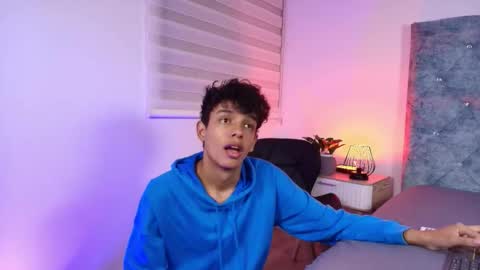 M A X F R O S T   online show from 01/06/26, 07:28