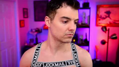 Max Hughes online show from 11/08/25, 04:23