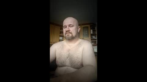 Snapshot of maxhunter chatting on 05/28/26, 06:38 maxhunter online show from 05/28/26, 06:38