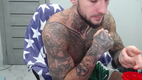 Maximus Fox online show from 11/12/25, 04:35