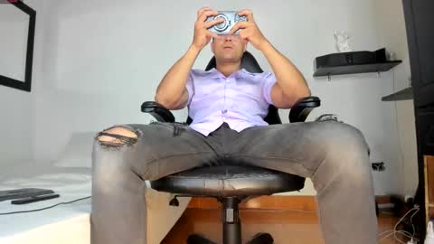 MAXI      online show from 02/21/26, 08:15