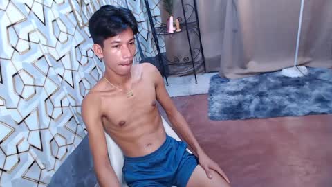 Reyn online show from 02/21/25, 02:27