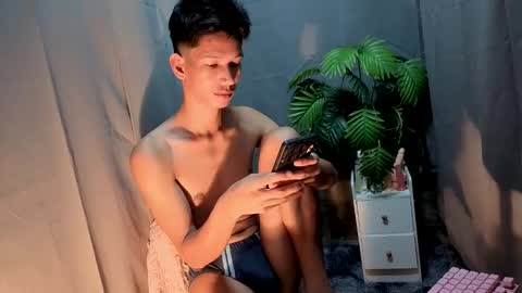 Reyn online show from 09/26/25, 09:08