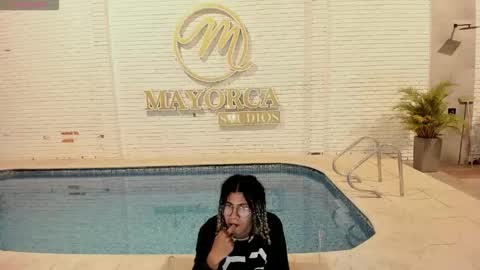 maxim online show from 09/27/25, 03:11