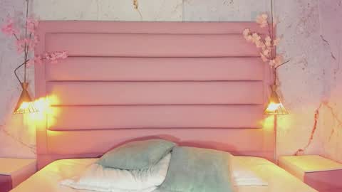 maxim online show from 09/30/25, 03:00