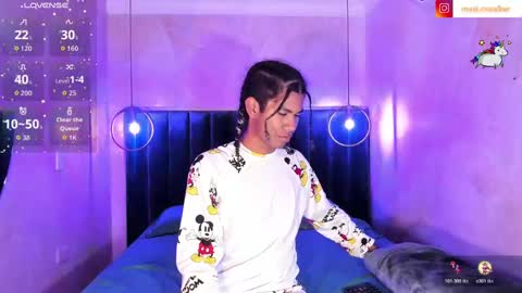 maxim online show from 10/21/25, 03:07