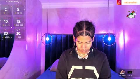 maxim online show from 10/22/25, 03:18