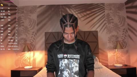 maxim online show from 11/11/25, 03:06