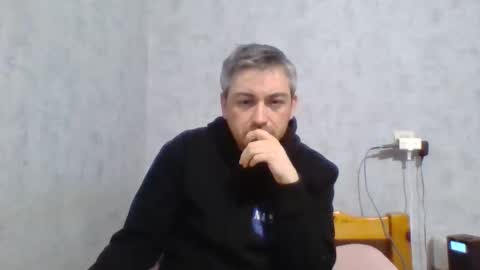 Snapshot of maximefrxx chatting on 01/08/25, 09:01 Maxime online show from 01/08/25, 09:01