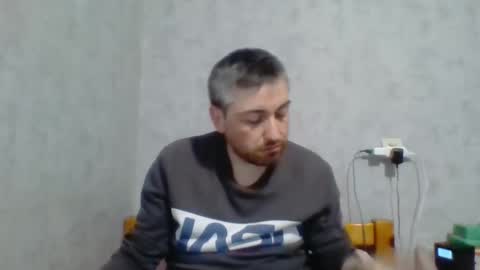 Snapshot of maximefrxx chatting on 02/26/25, 05:07 Maxime online show from 02/26/25, 05:07