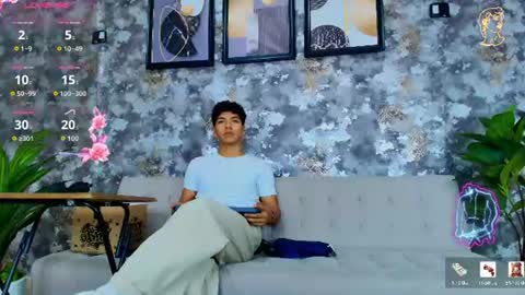 Snapshot of maximiliano_kh4lil chatting on 06/15/26, 01:24 Maximiliano online show from 06/15/26, 01:24