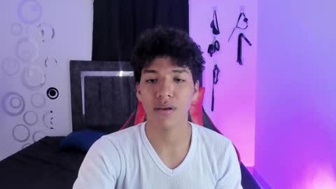 Maximiliano online show from 11/10/25, 07:46