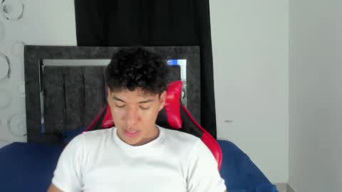 Maximiliano online show from 02/28/26, 07:26