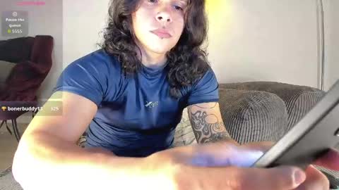 Snapshot of maximiliano_scoott_ chatting on 04/19/26, 08:02 maximiliano_scoott_ online show from 04/19/26, 08:02