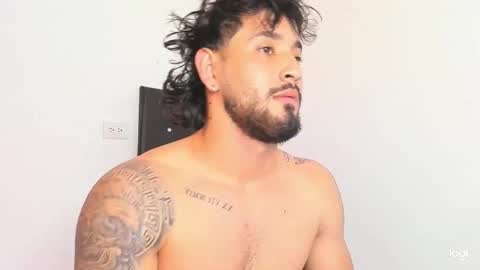 Snapshot of maximo004 chatting on 12/18/25, 09:21 Maximo online show from 12/18/25, 09:21