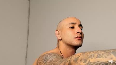 Snapshot of maximo004 chatting on 01/19/26, 12:03 Maximo online show from 01/19/26, 12:03