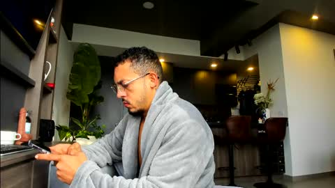 maximo_and_marcelo online show from 03/20/26, 12:10