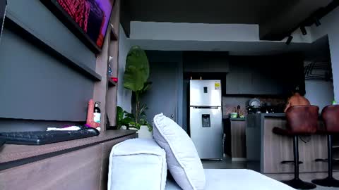 Snapshot of maximo_and_marcelo chatting on 07/20/26, 12:07 maximo_and_marcelo online show from 07/20/26, 12:07