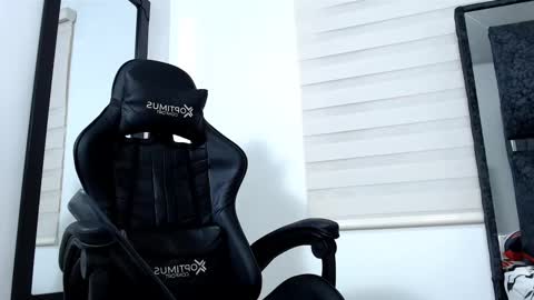 Snapshot of maximo_sebastian chatting on 03/10/25, 05:22 Maximo Sebastian online show from 03/10/25, 05:22