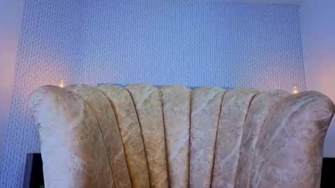 Snapshot of maximo_torricelli_ chatting on 11/25/25, 04:40 Manuel online show from 11/25/25, 04:40