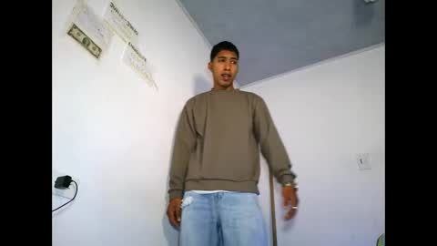 Maximo Aron Vega online show from 03/24/26, 08:14