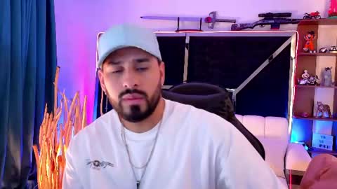 Snapshot of maximo_vlda chatting on 06/17/26, 07:04 maximo online show from 06/17/26, 07:04