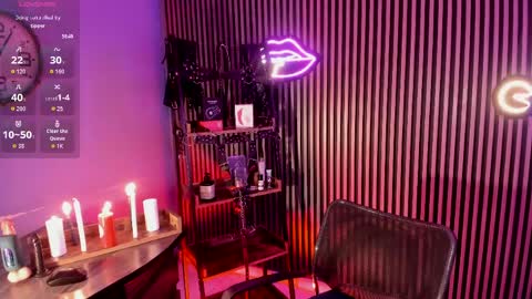 MAXIMO online show from 04/19/26, 01:49