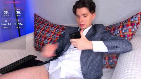 Max online show from 03/01/25, 09:29