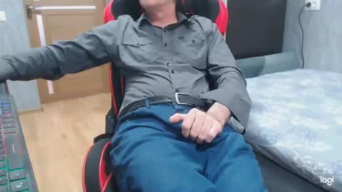 maximus3334 online show from 04/27/26, 10:35