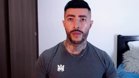 Independent Model online show from 01/26/25, 09:07