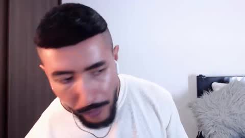 Independent Model online show from 03/07/25, 06:35