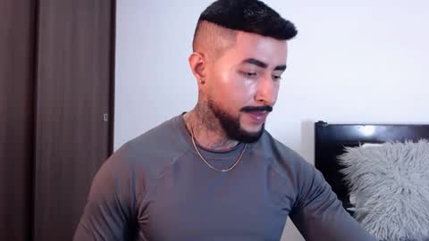 Independent Model online show from 03/08/25, 03:17