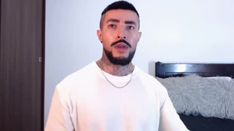 Independent Model online show from 03/09/25, 06:50