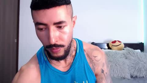 Independent Model online show from 03/10/25, 12:40