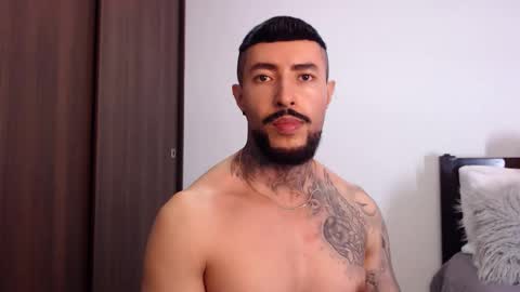 Independent Model online show from 03/12/25, 08:51