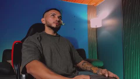 Maximus Clark online show from 01/08/26, 02:58