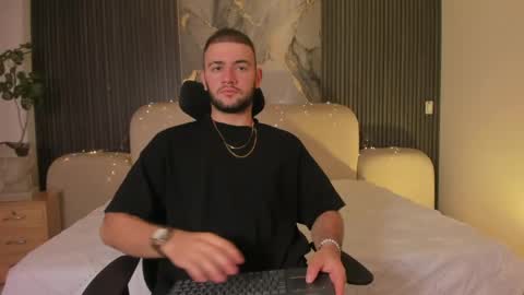 Maximus online show from 05/02/26, 11:59