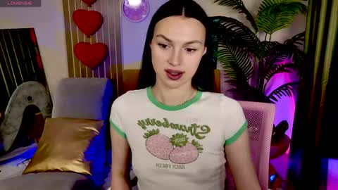 Snapshot of maxincarroll chatting on 06/05/26, 12:22 MaxinCarroll online show from 06/05/26, 12:22