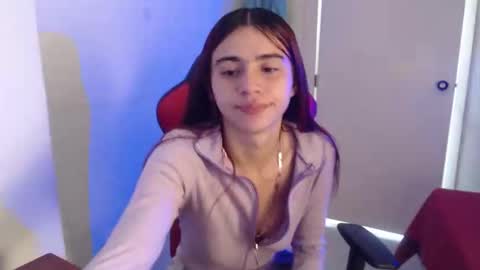 maxinesex_ online show from 06/03/26, 01:36