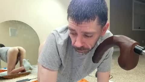 maxjr8008 online show from 12/23/24, 02:56