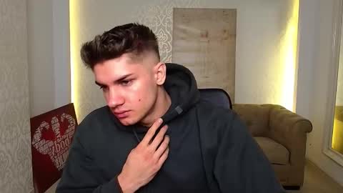 MaxKaiden online show from 10/06/25, 04:32