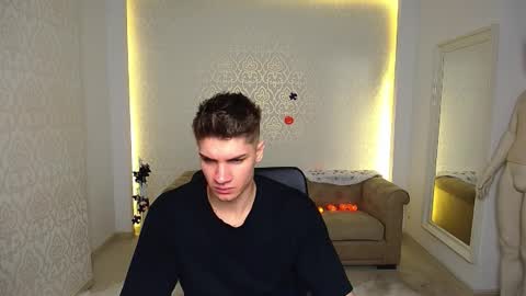 MaxKaiden online show from 10/20/25, 04:57