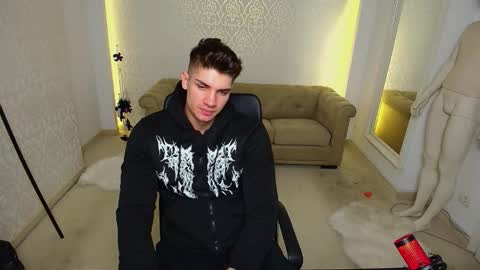 MaxKaiden online show from 11/10/25, 05:39