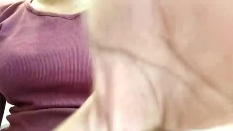 Dorea online show from 04/22/26, 02:36