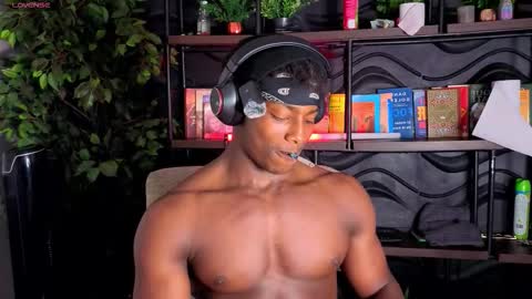 Maxmuscle10 online show from 02/01/26, 10:03