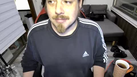 Max online show from 03/09/25, 04:16