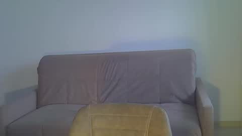 Snapshot of maxrelax90 chatting on 11/30/25, 11:58 maxrelax90 online show from 11/30/25, 11:58