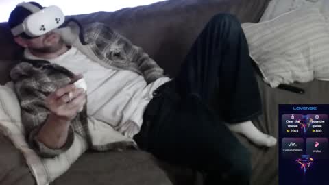 MaxRouger online show from 10/30/25, 07:21