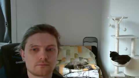 maxs_93 online show from 10/06/25, 09:07